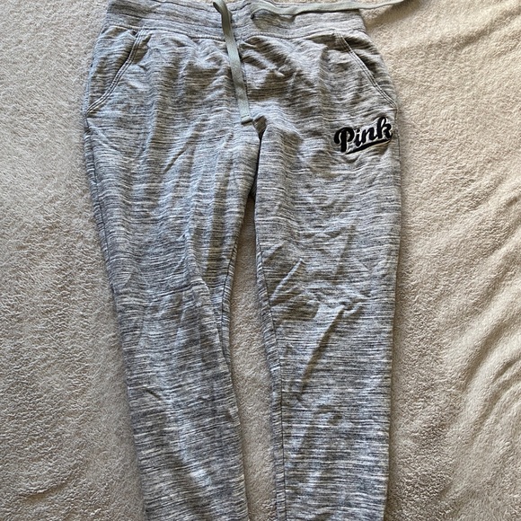 Pink campus joggers - Picture 2 of 6